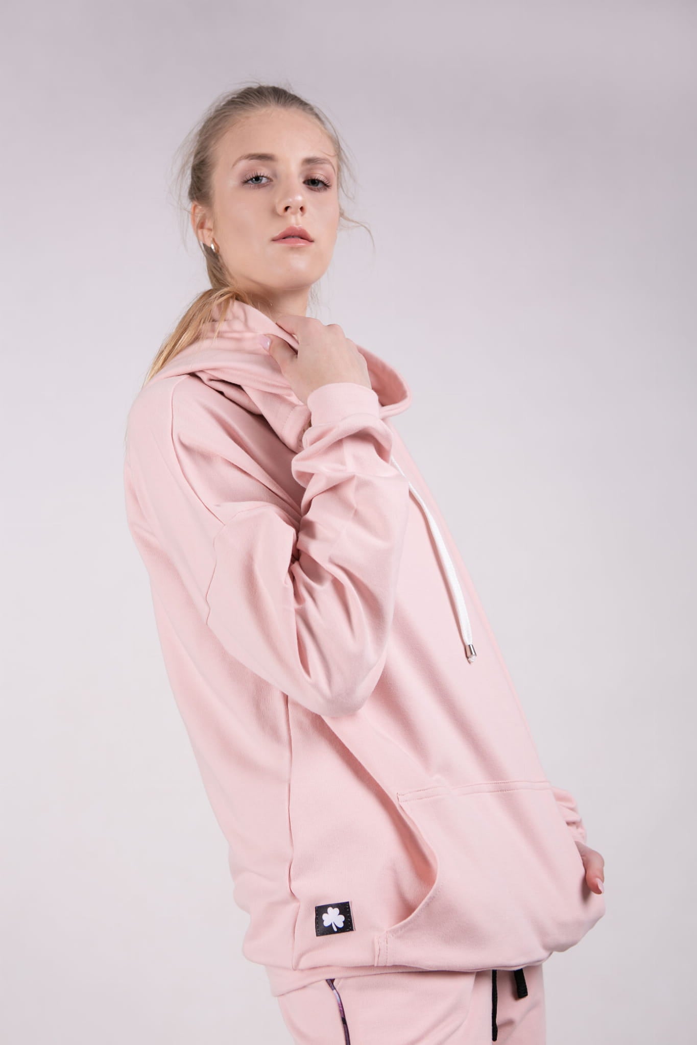Bluza z kapturem Różowa