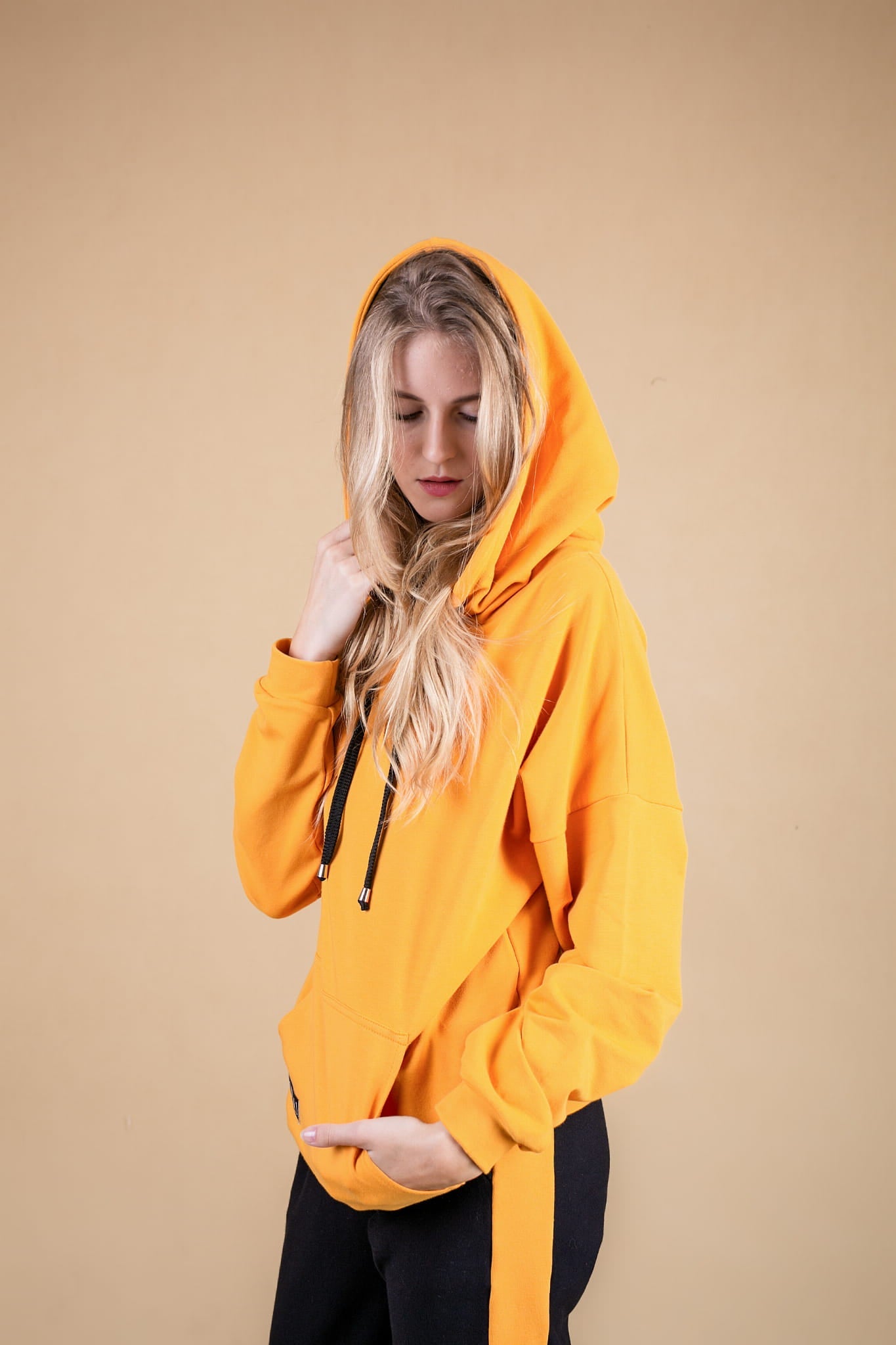 BLUZA Z KAPTUREM PODARUJ MI TROCHĘ SŁOŃCA