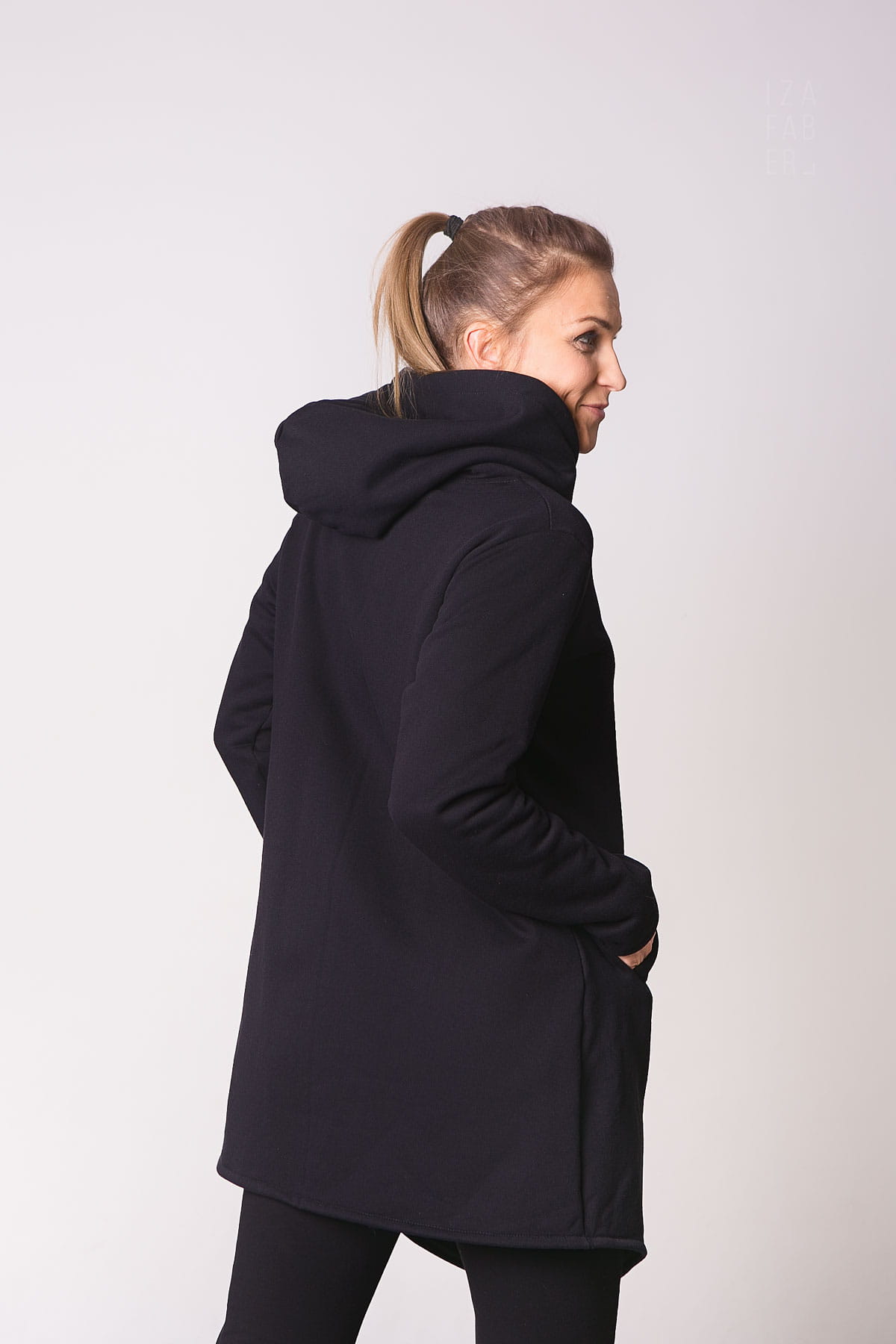 BLUZA DAMSKA NA ZAMEK CZARNA EVERY DAY