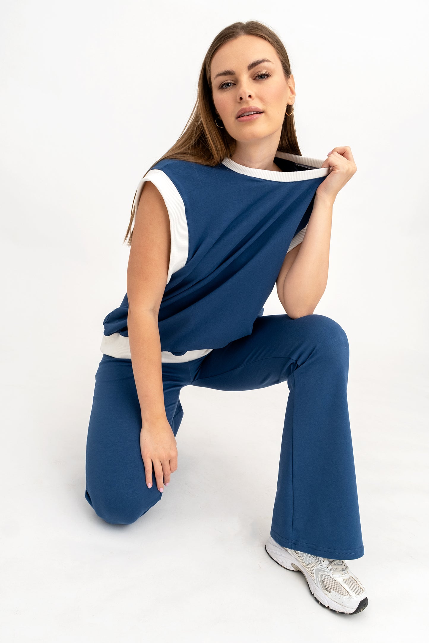 BEZRĘKAWNIK ,,AMORE" DENIM