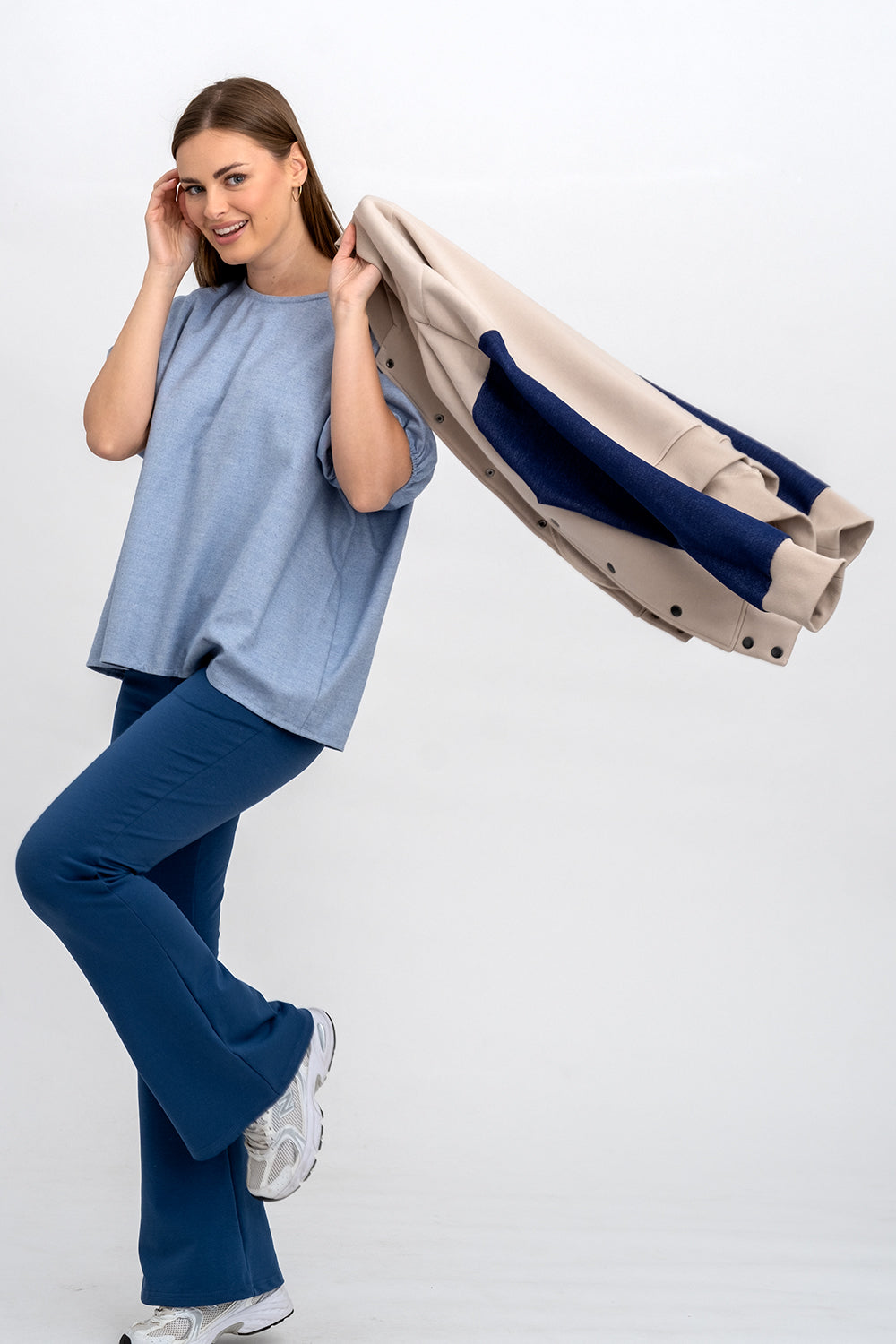 BEJSBOLÓWKA BEŻ/JEANS