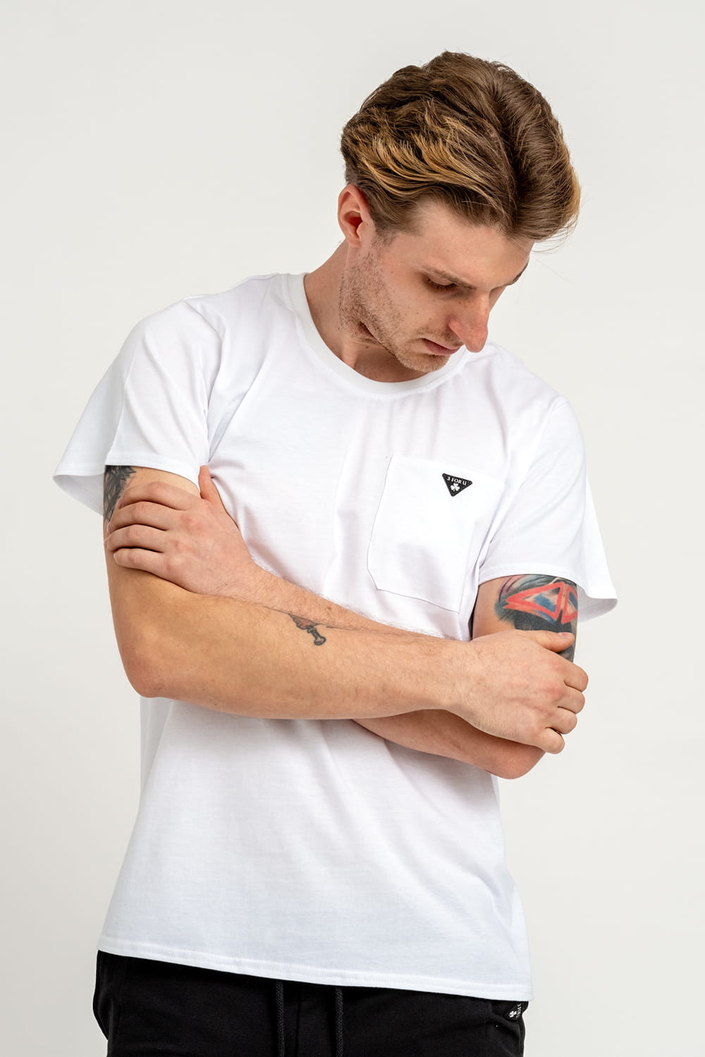 T SHIRT MĘSKI GŁADKI Z KIESZONKĄ "WILLIAM" BIAŁY