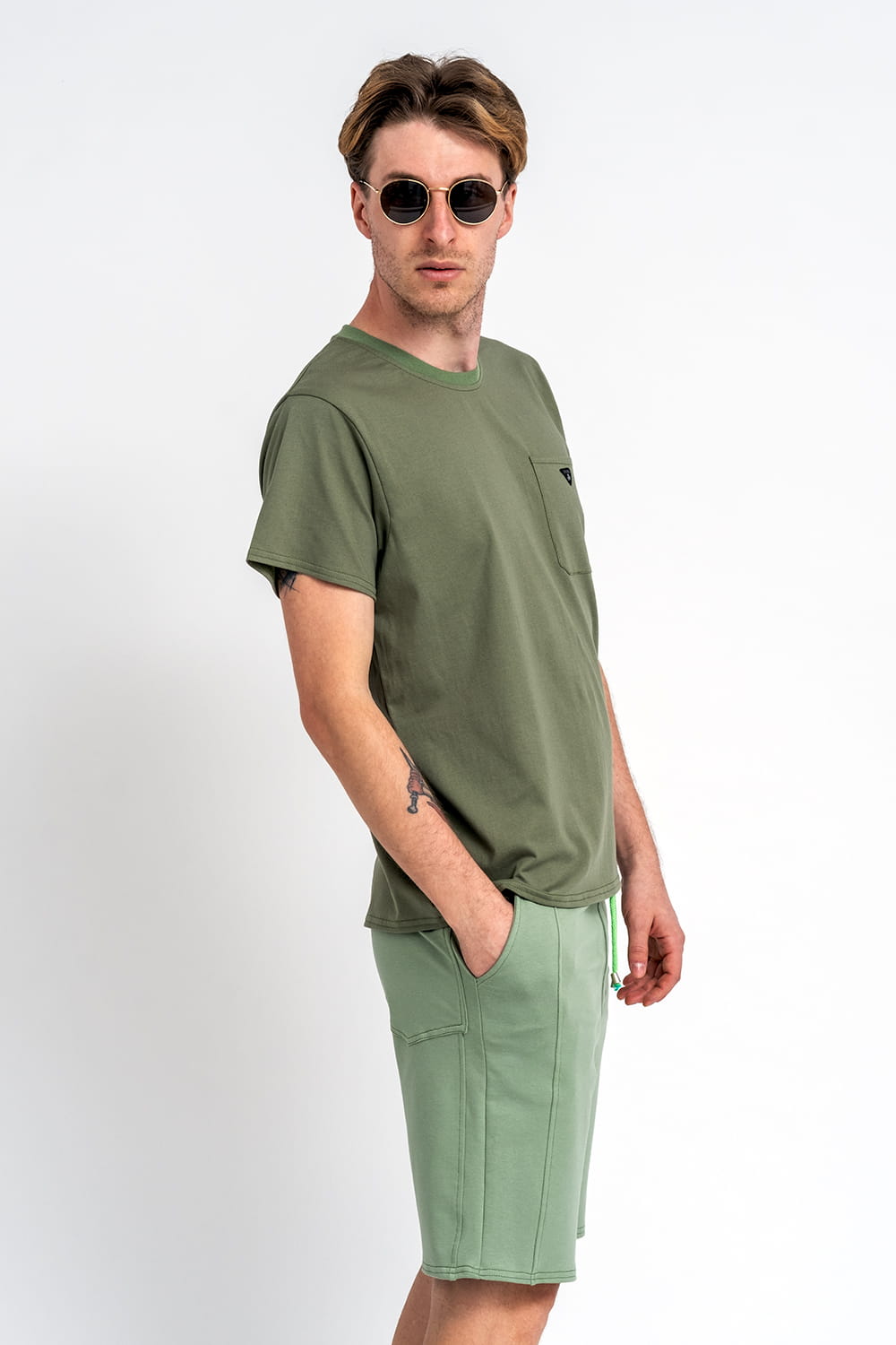 T SHIRT MĘSKI GŁADKI Z KIESZONKĄ "WILLIAM" ZIELONY
