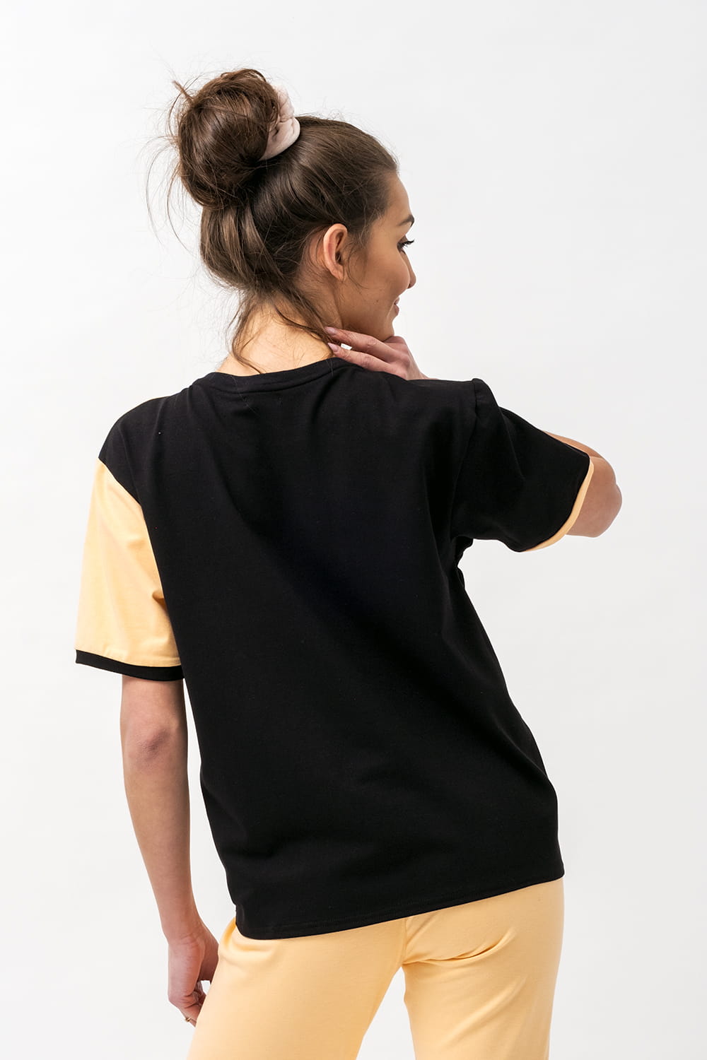 T SHIRT DAMSKI "SABRINA" CZARNY I BRZOSKWINIA