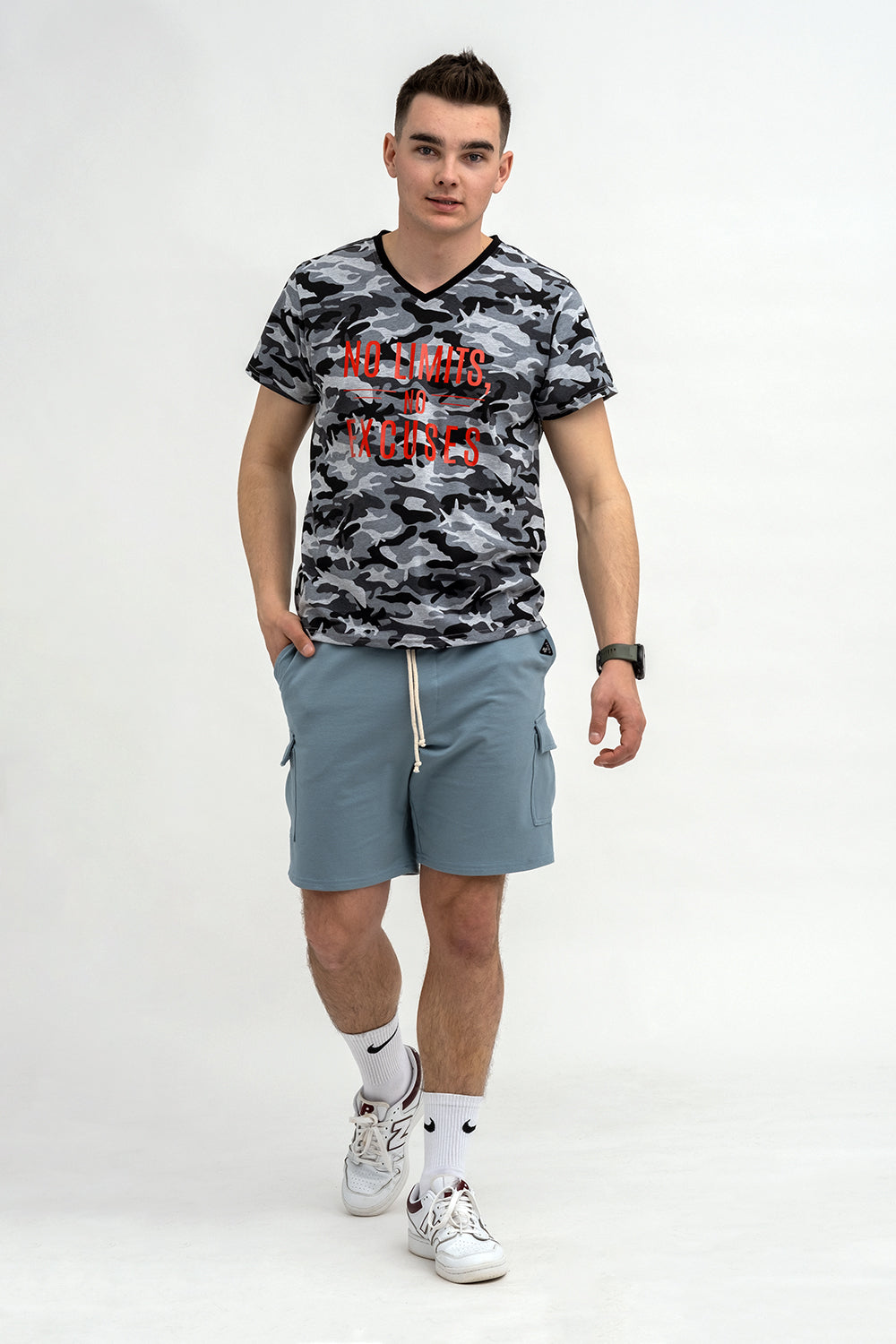 T SHIRT MĘSKI MORO DO V Z NADRUKIEM