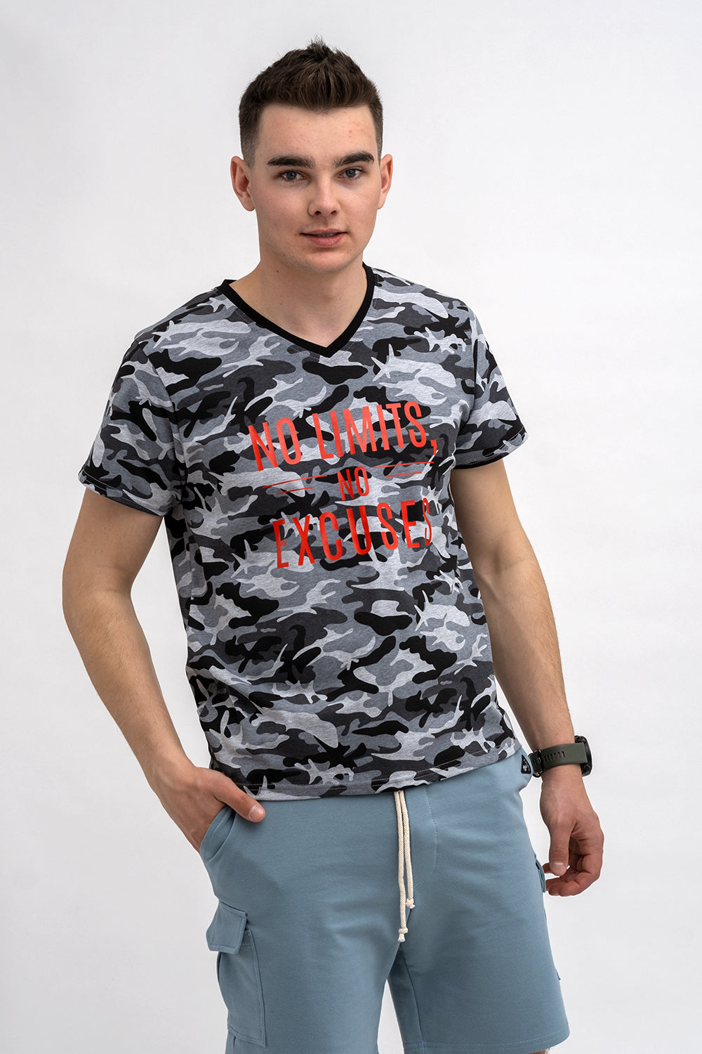 T SHIRT MĘSKI MORO DO V Z NADRUKIEM