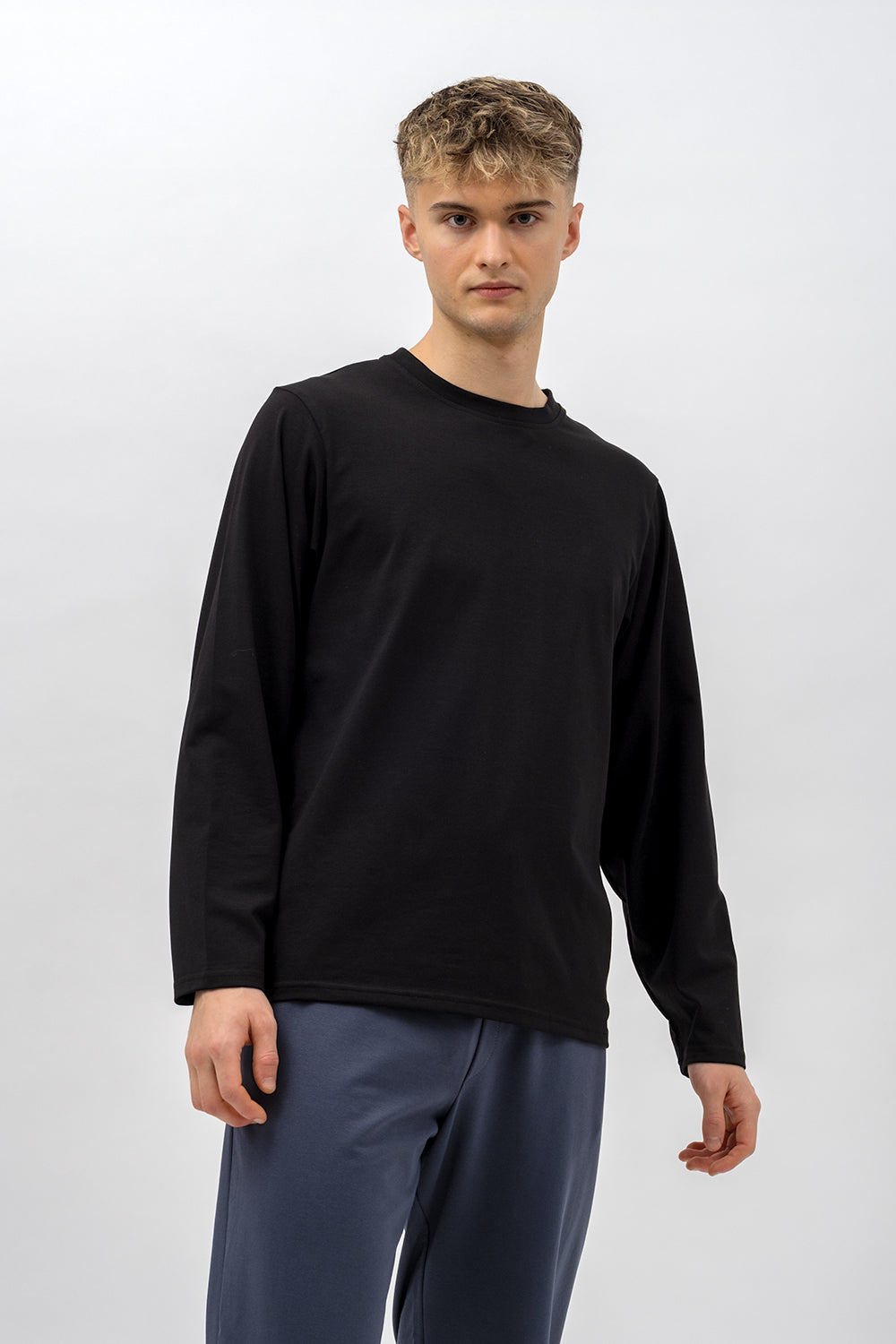 LONGSLEEVE ,,MELIK" CZARNY