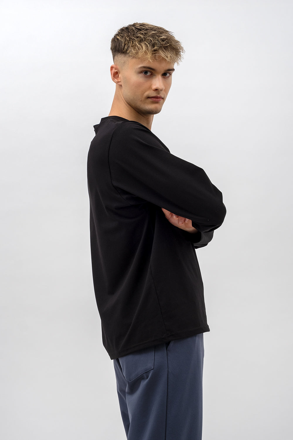LONGSLEEVE ,,MELIK" CZARNY