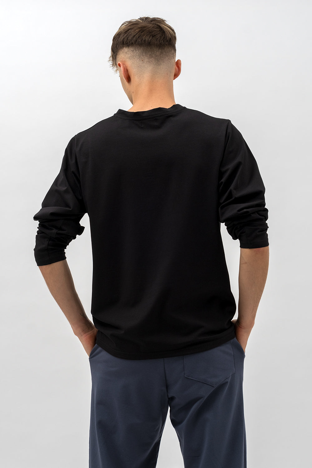 LONGSLEEVE ,,MELIK" CZARNY