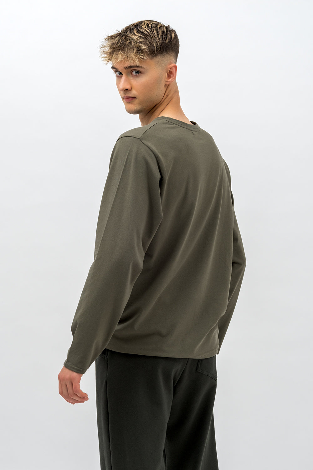 LONGSLEEVE ,,MELIK" KHAKI