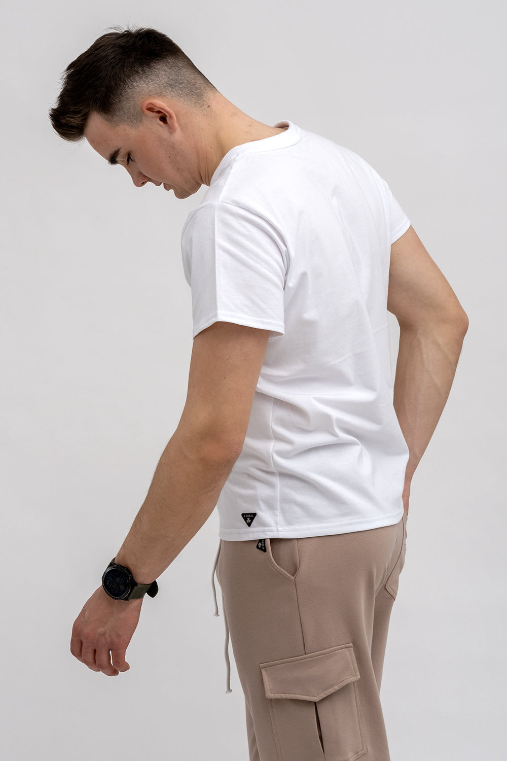 T SHIRT MĘSKI DO V BIAŁY