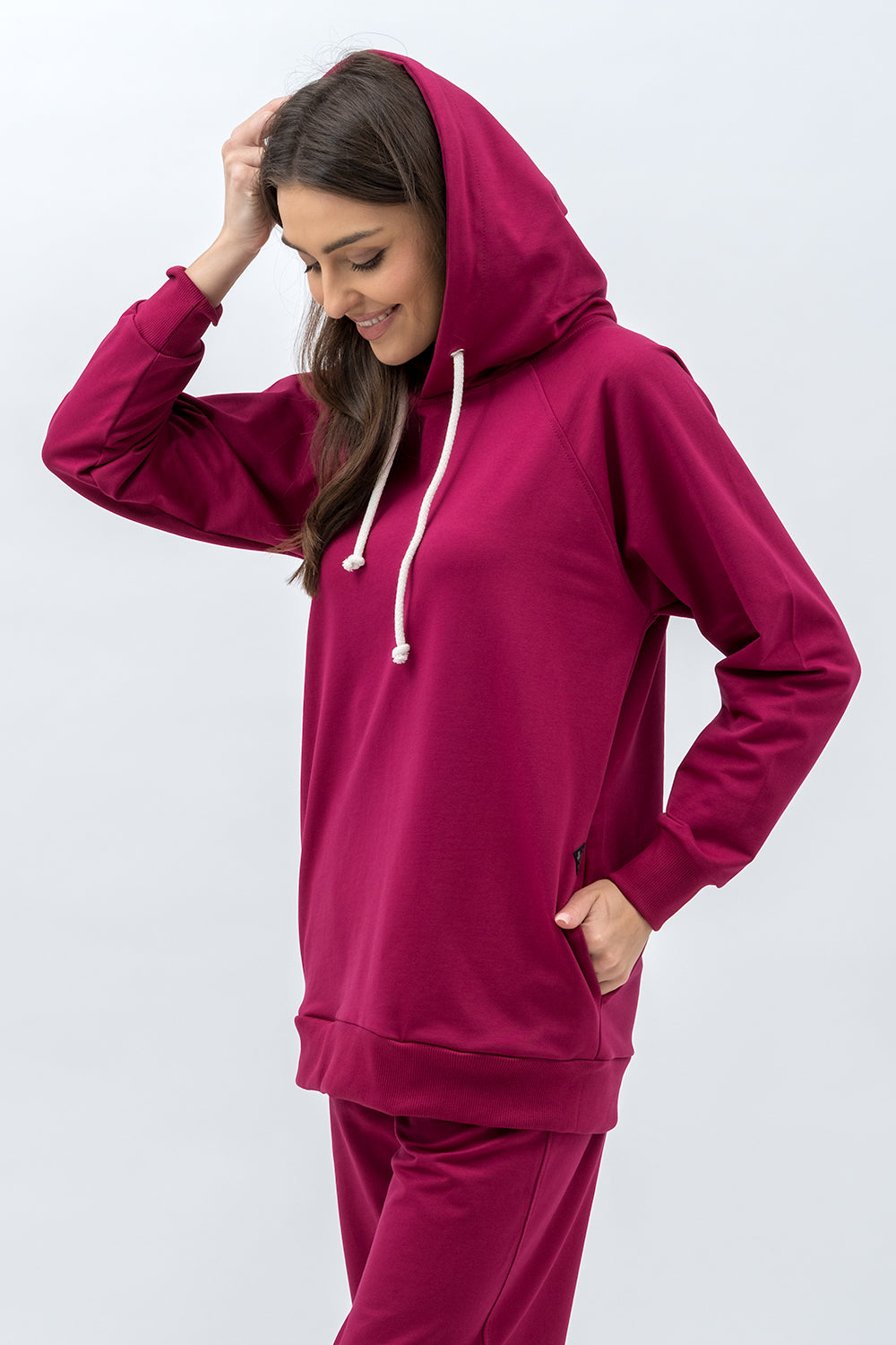 BLUZA Z KAPTUREM ,,SEHER" AMARANT