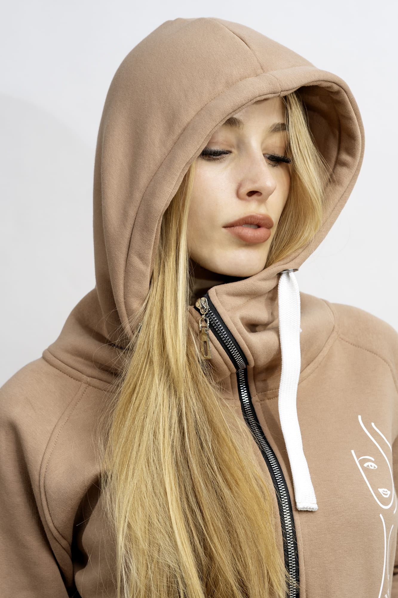BLUZA NA ZAMEK DAMSKA "MELA" BEŻ