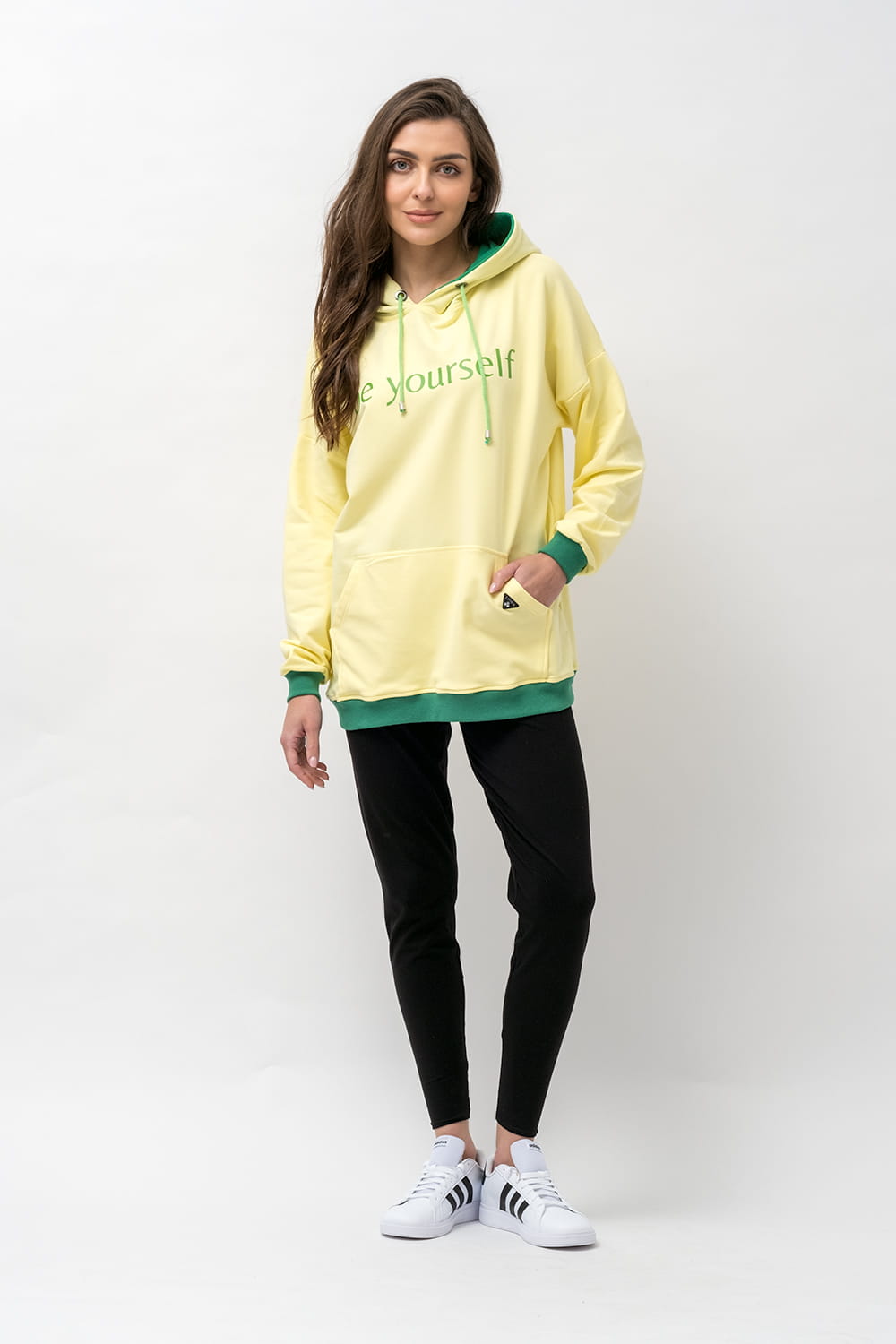 BLUZA Z KAPTUREM DAMSKA "KOLOROWO MI" ŻÓŁTA