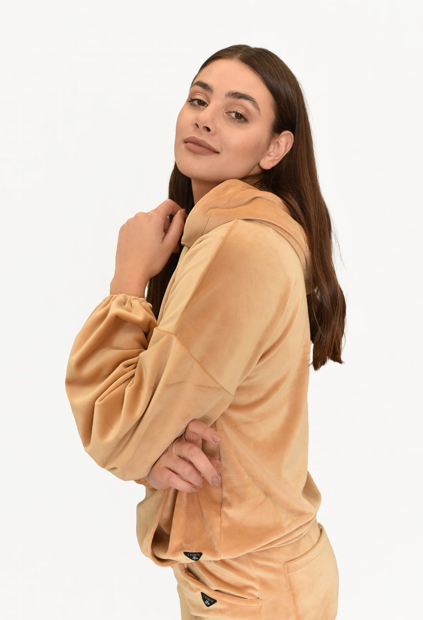 BLUZA WELUROWA  POCZUJ WYGODĘ KARMEL