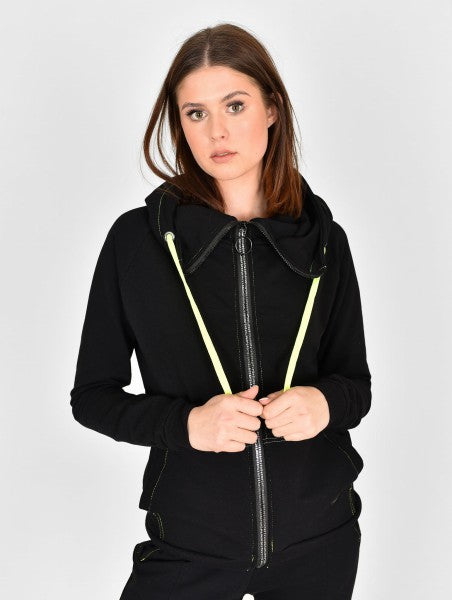 BLUZA NA ZAMEK CZARNA SUZANA